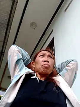 bella-la online show from February 28, 7:52 am