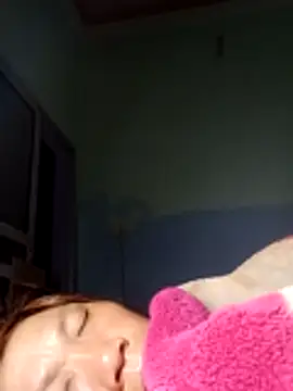 bella-la online show from February 28, 9:25 pm