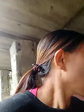 Snapshot of bella-la chatting on November 21, 9:30 am bella-la online show from November 21, 9:30 am