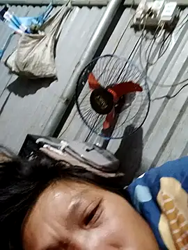 bella-la online show from December 21, 11:05 pm