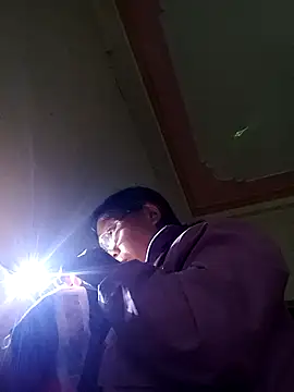 Snapshot of bella-la chatting on November 8, 9:24 am bella-la online show from November 8, 9:24 am