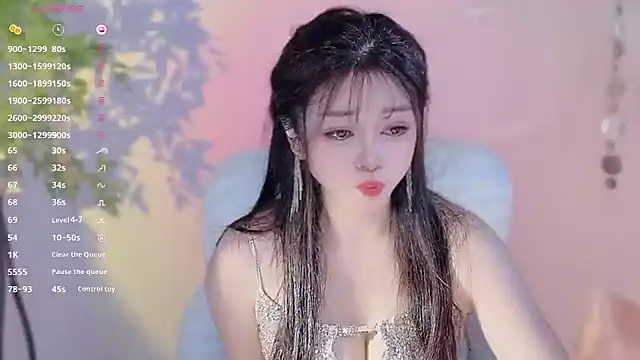 Yiluo95 online show from March 25, 3:55 pm