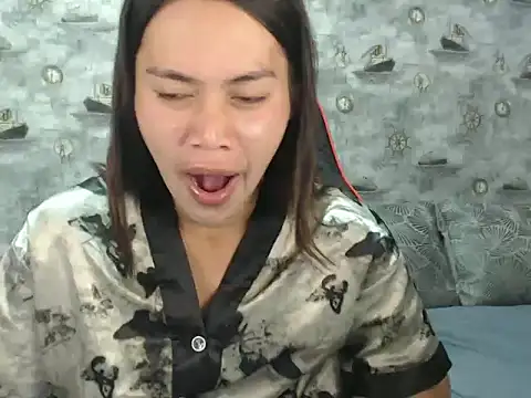 Snapshot of Femme_Hera chatting on November 12, 11:41 pm Femme Hera online show from November 12, 11:41 pm