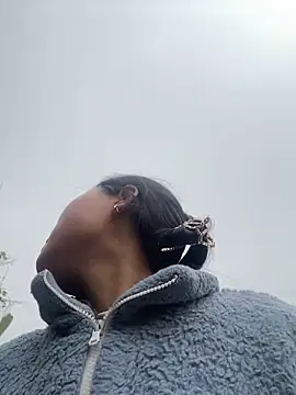 Sophia-123 online show from December 16, 1:43 am