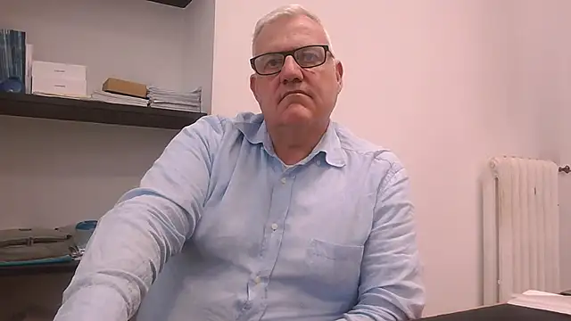 Diegoriv71 online show from May 18, 1:16 pm