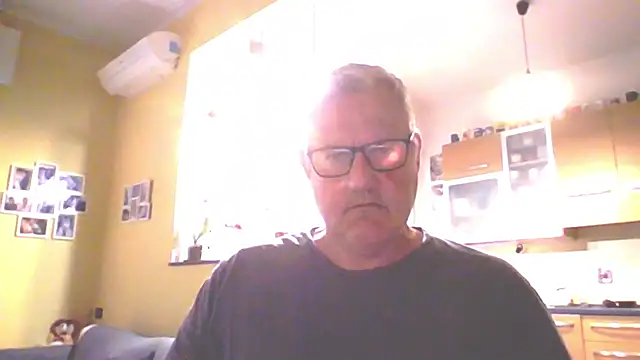 Diegoriv71 online show from April 26, 5:16 am