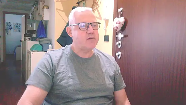 Diegoriv71 online show from May 7, 4:54 pm