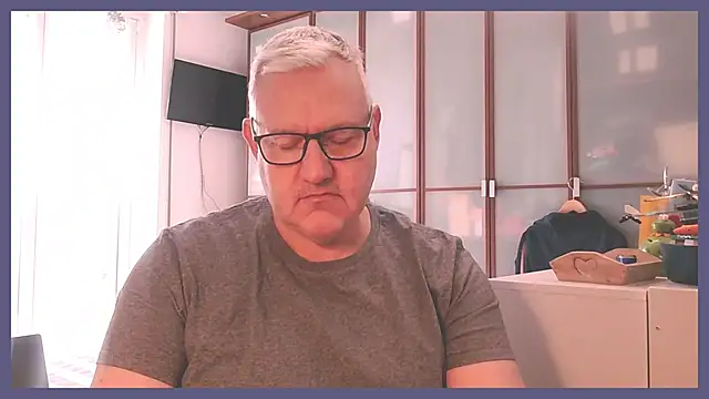 Diegoriv71 online show from March 13, 8:08 am