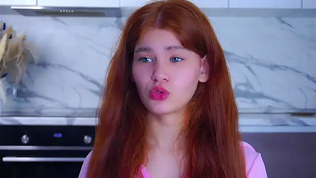 YettaCalabria online show from January 12, 11:17 am