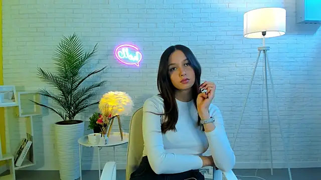 Snapshot of RudyIkeard chatting on October 31, 8:44 am RudyIkeard online show from October 31, 8:44 am