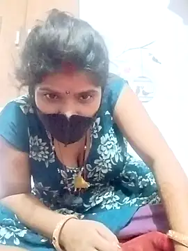 hot couple 000 online show from October 28, 2:05 pm