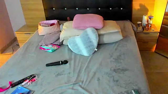 valeryablack online show from February 12, 8:08 pm