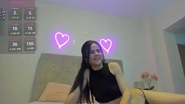 Snapshot of brianaflynt chatting on November 28, 7:47 pm brianaflynt online show from November 28, 7:47 pm