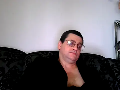 Snapshot of Alex-Naturista chatting on May 23, 7:13 pm Alex-Naturista online show from May 23, 7:13 pm