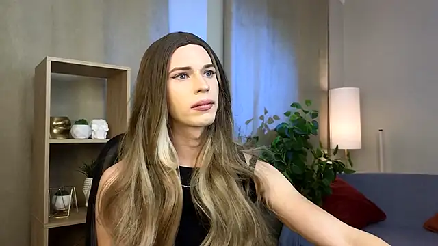 Branda Kelly online show from November 30, 7:47 pm