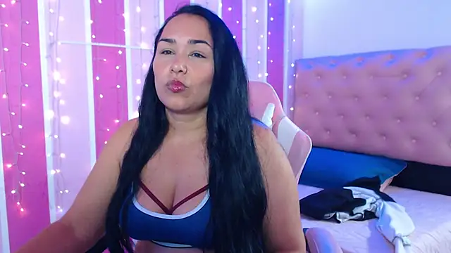 Snapshot of stacy_mg chatting on October 27, 2:18 pm stacy mg online show from October 27, 2:18 pm