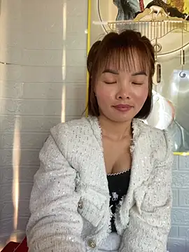 Night owl111 online show from December 14, 8:09 am