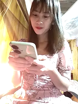 Snapshot of Em_xinh01 chatting on December 17, 4:12 pm Em xinh01 online show from December 17, 4:12 pm