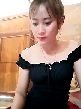Em xinh01 online show from May 17, 6:24 am
