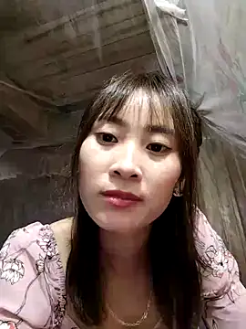 Snapshot of Em_xinh01 chatting on October 31, 2:57 pm Em xinh01 online show from October 31, 2:57 pm