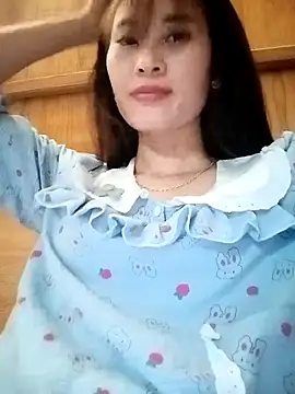 Em xinh01 online show from March 2, 4:57 am