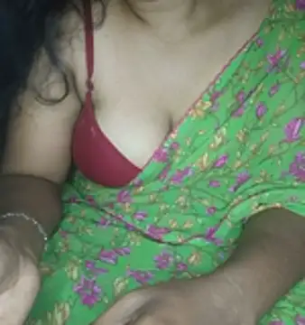 shreyareddy99 online show from November 9, 11:36 am