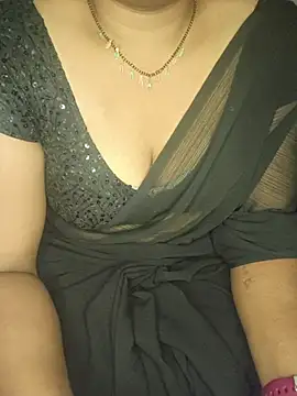 shreyareddy99 online show from November 8, 12:52 pm