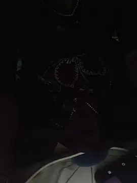 shreyareddy99 online show from December 20, 9:23 am