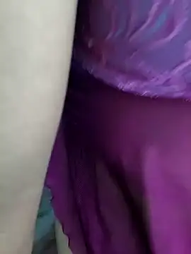 shreyareddy99 online show from December 22, 5:18 am