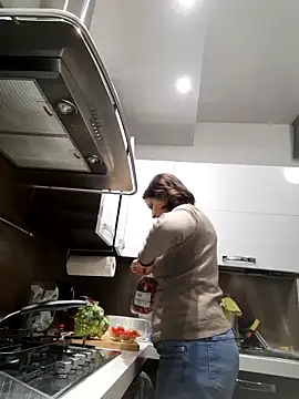 Piediniecollant online show from February 23, 11:11 am