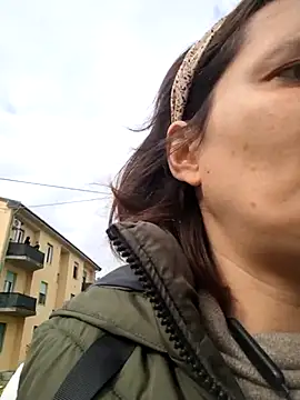 Piediniecollant online show from February 24, 11:44 am