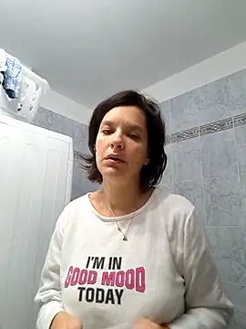 Piediniecollant online show from November 13, 5:22 am