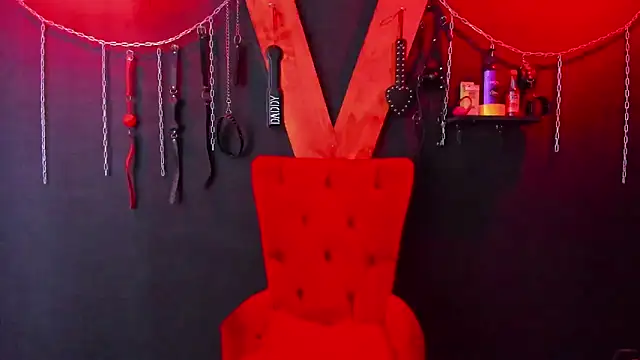 Loana bdsm online show from March 18, 9:26 pm