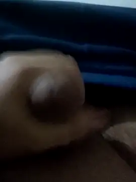 Snapshot of centro6891 chatting on February 25, 9:47 pm centro6891 online show from February 25, 9:47 pm