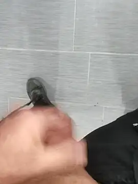 Snapshot of centro6891 chatting on February 24, 4:08 pm centro6891 online show from February 24, 4:08 pm