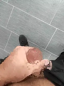 Snapshot of centro6891 chatting on February 7, 8:00 am centro6891 online show from February 7, 8:00 am