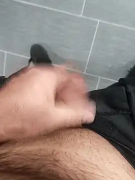 Snapshot of centro6891 chatting on February 6, 3:30 pm centro6891 online show from February 6, 3:30 pm