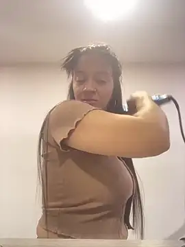 AmberrMoore  online show from February 28, 1:11 pm