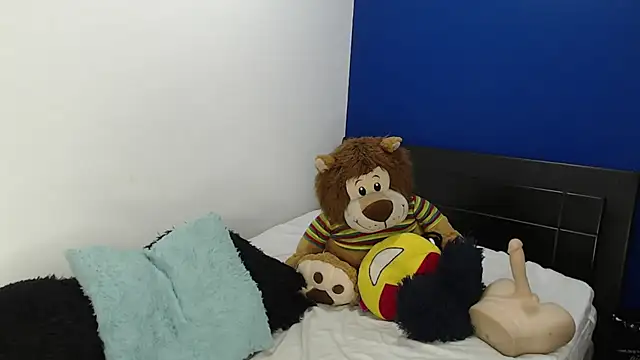 EmmilyConnor online show from May 27, 2:24 pm