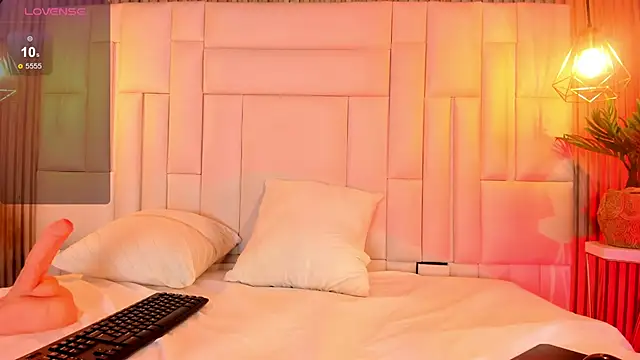 VenuzSofia online show from November 20, 10:52 pm