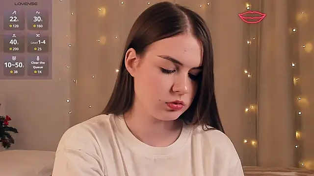 LoreeScialdone online show from January 18, 10:46 pm