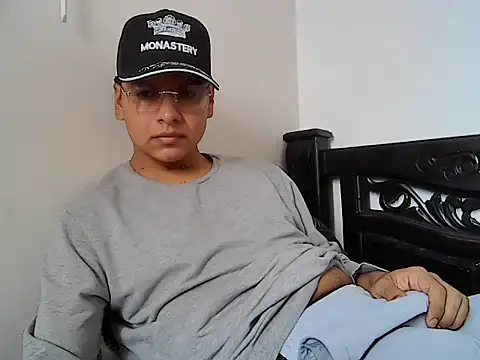 Snapshot of Lurex26 chatting on October 27, 4:52 pm Lurex26 online show from October 27, 4:52 pm