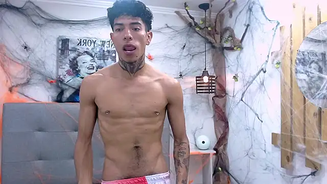 Snapshot of mike_mhoran chatting on October 29, 12:15 pm mike mhoran online show from October 29, 12:15 pm