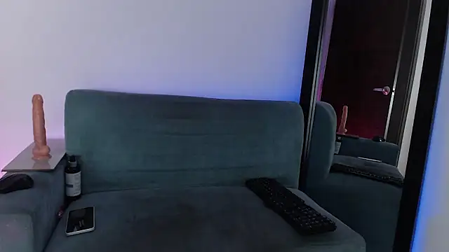 evelinmartinez online show from January 9, 7:32 pm