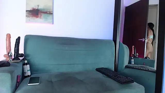 evelinmartinez online show from February 23, 7:47 pm