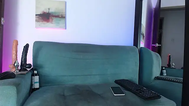 evelinmartinez online show from February 22, 7:37 pm