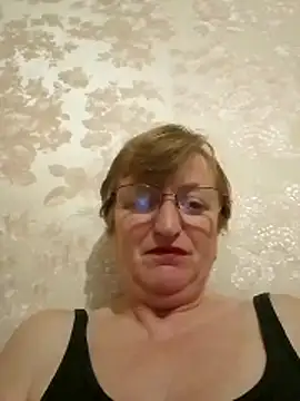 Snapshot of Arabella245 chatting on November 1, 4:08 am Arabella245 online show from November 1, 4:08 am