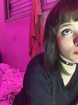 xlucifer13 online show from December 4, 4:44 am