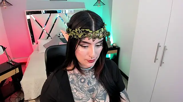 mia jagger online show from April 28, 7:29 pm