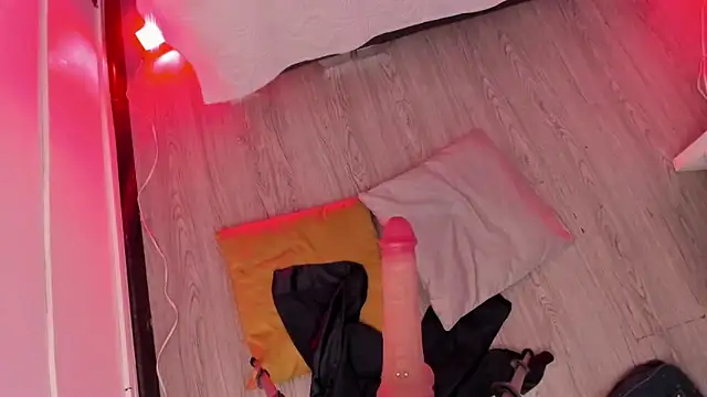 mia jagger online show from March 11, 10:15 pm